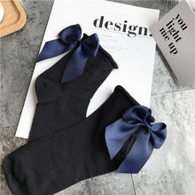 Load image into Gallery viewer, Ribbon Sock