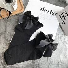 Load image into Gallery viewer, Ribbon Sock